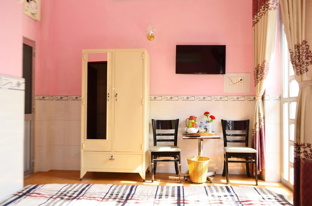 Ba Dat Homestay District 6 Bandar Ho Chi Minh Luaran gambar